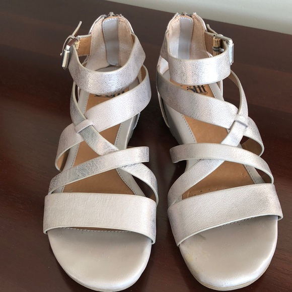 sofft natesa sandal